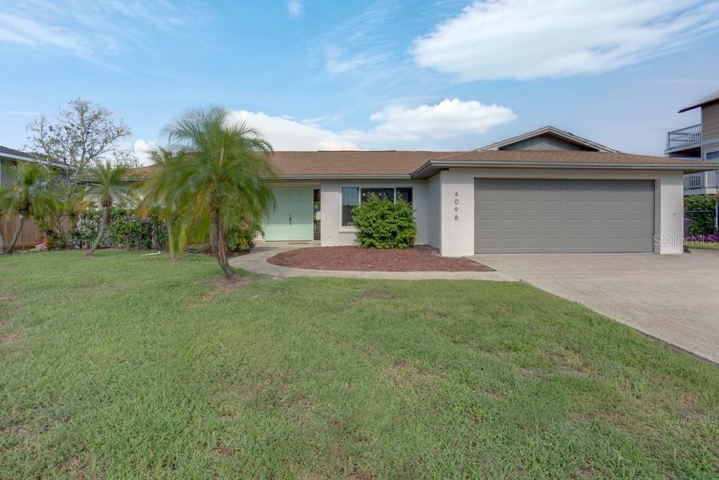 Image 77 of 78 For 4098 Beach Drive Se