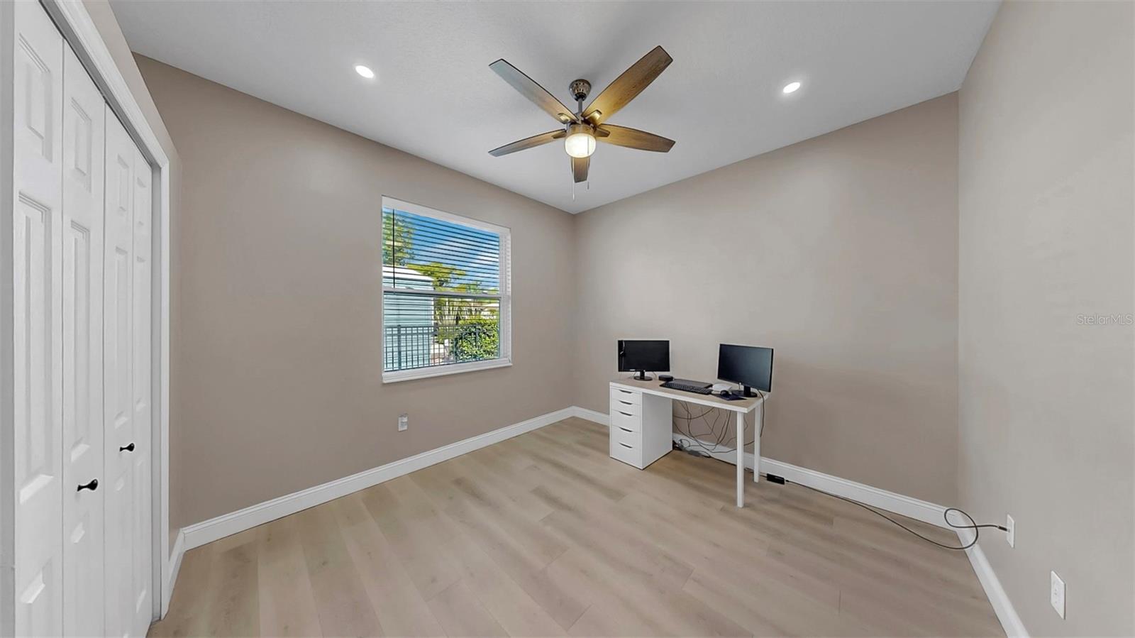 Image 16 of 49 For 21865 Ocean Pines Drive