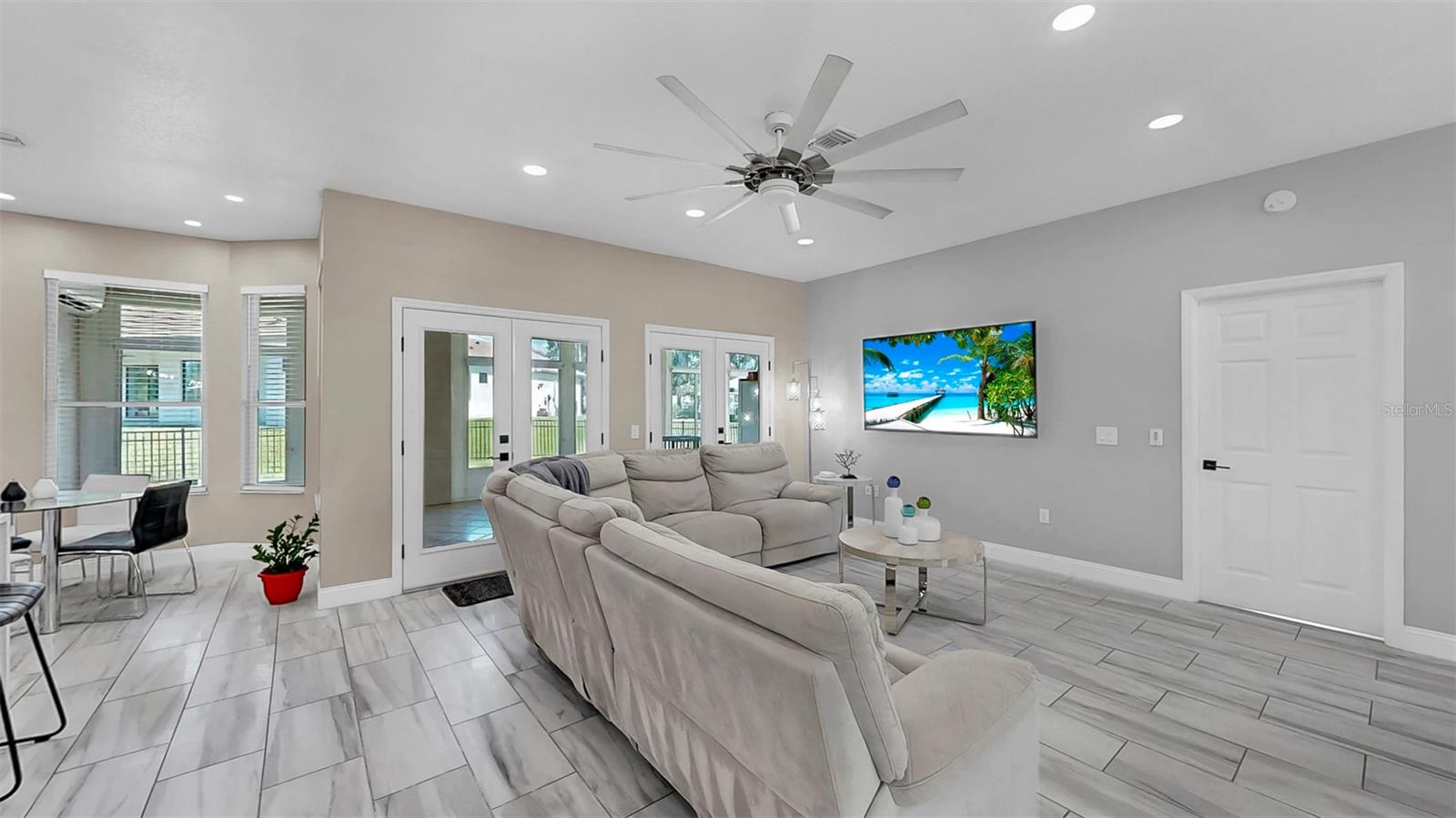 Image 26 of 49 For 21865 Ocean Pines Drive