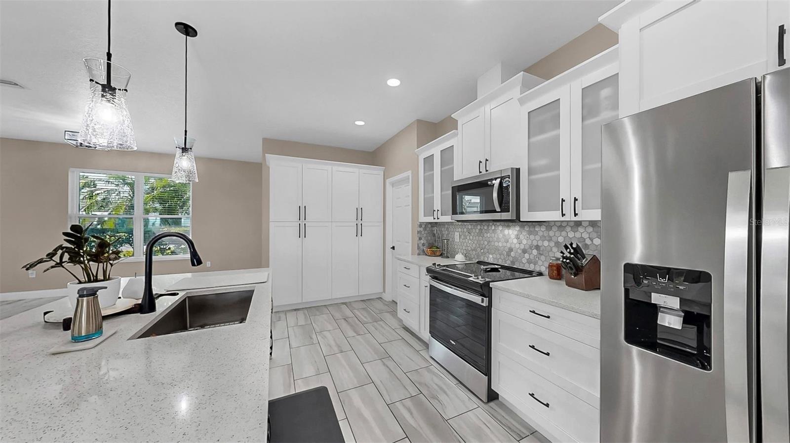 Image 37 of 49 For 21865 Ocean Pines Drive
