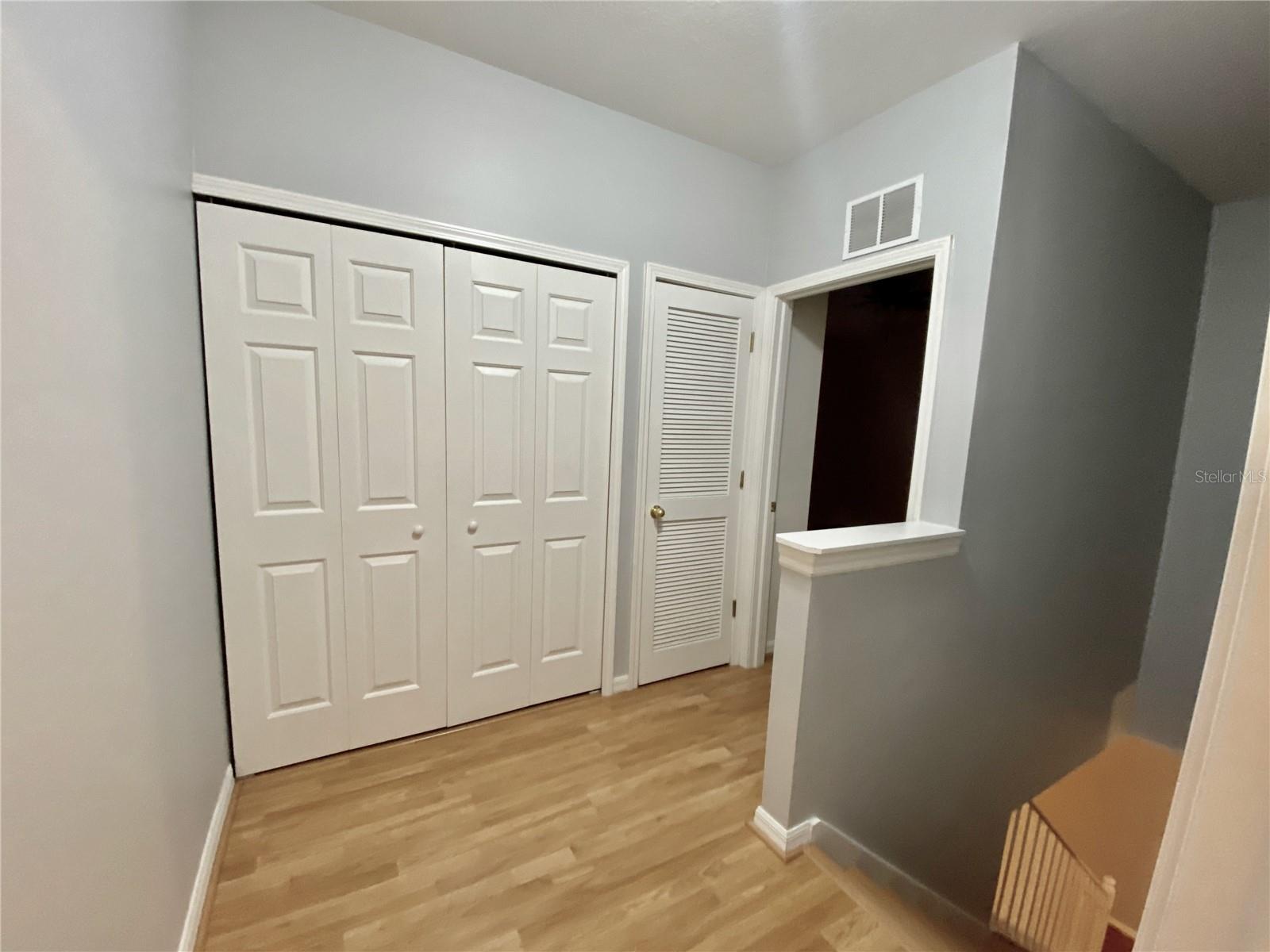 Image 23 of 50 For 1231 Charlesworth Drive