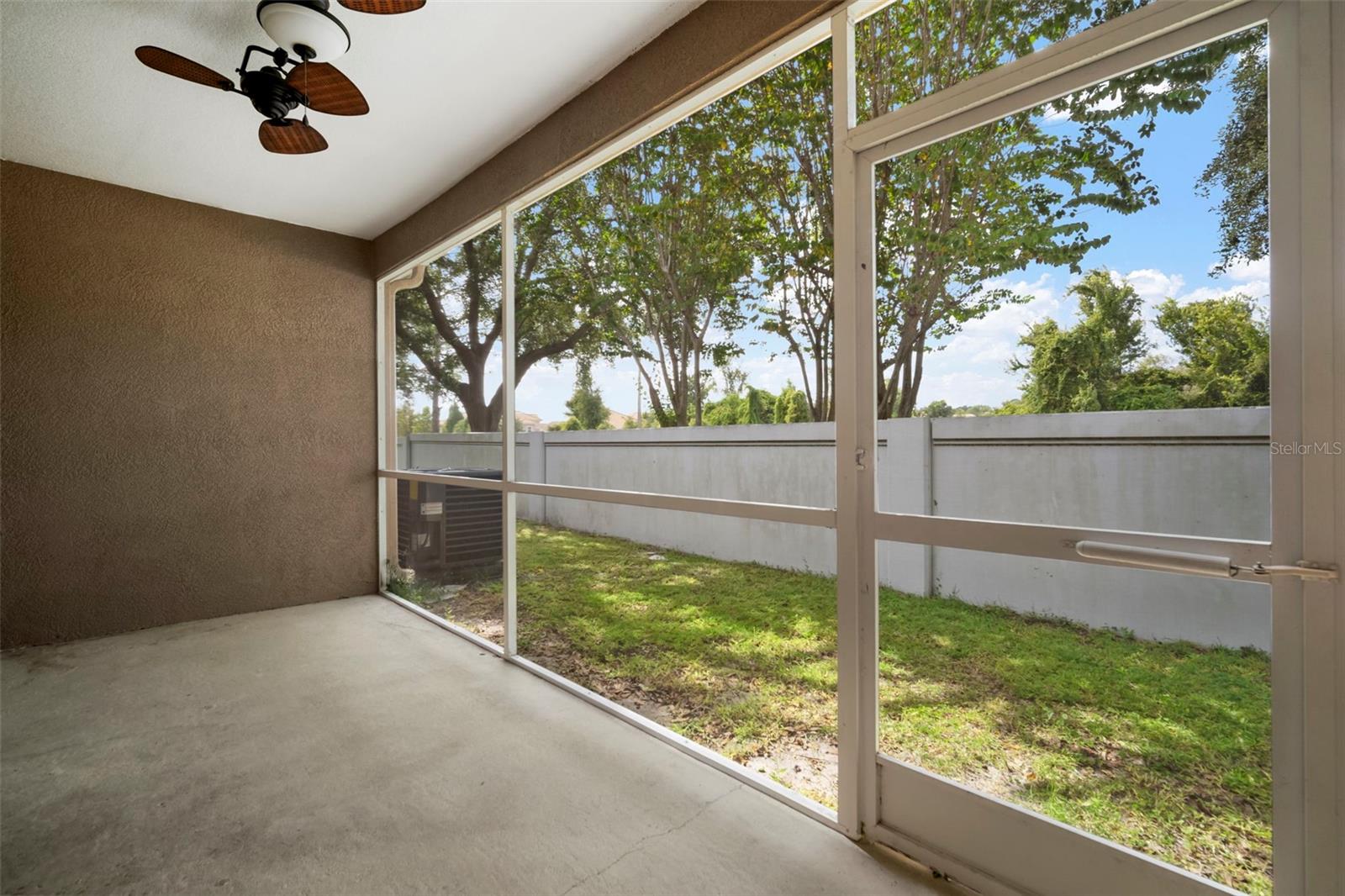 Image 38 of 50 For 1231 Charlesworth Drive