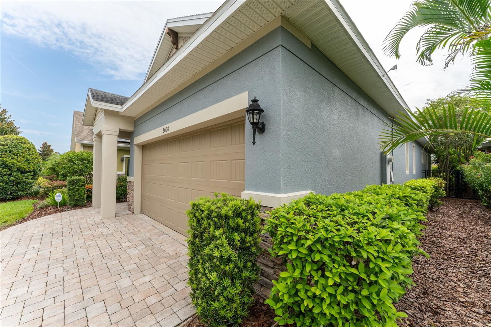 Image 4 of 58 For 6008 Thrushwood Road