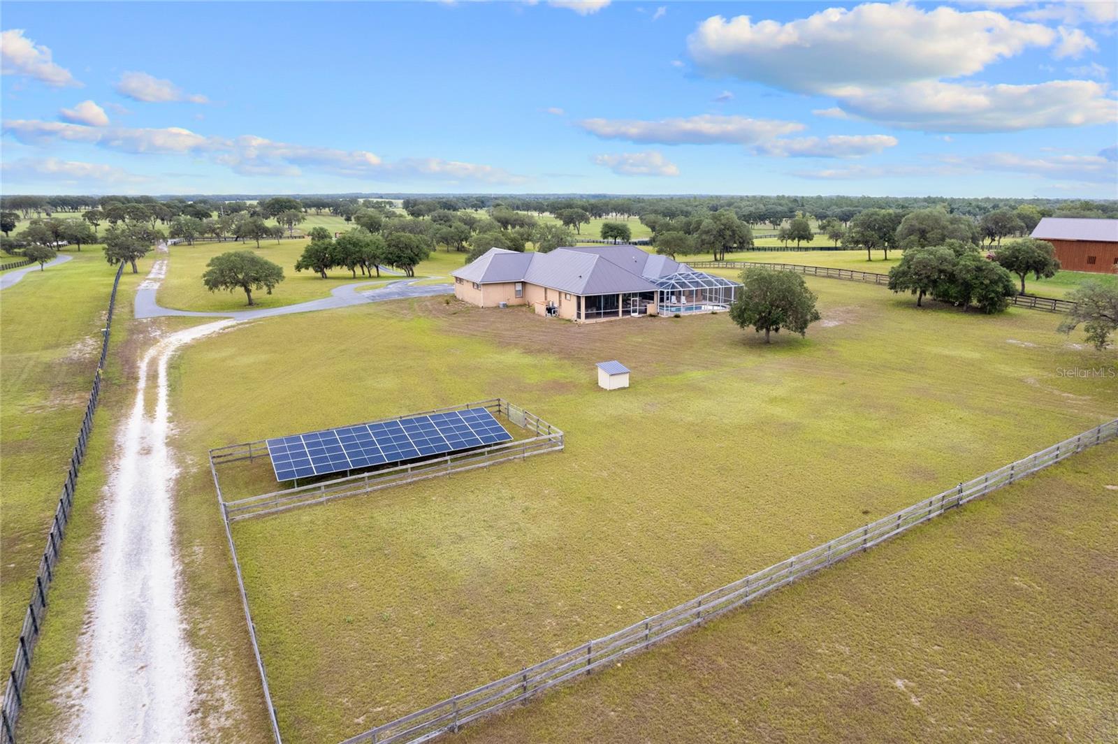 Listing photo id 90 for 17290 Highway 328