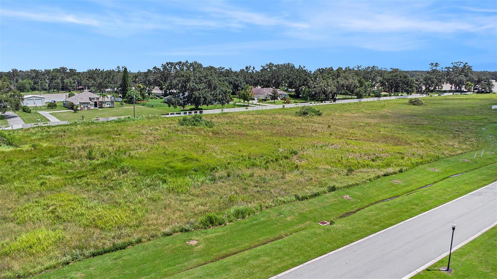 Listing photo id 5 for 14264 Pine Straw Court