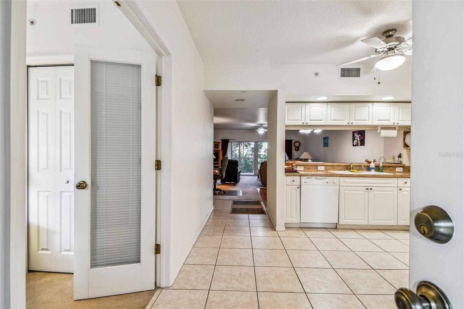 Image 19 of 57 For 960 Starkey Road 2203