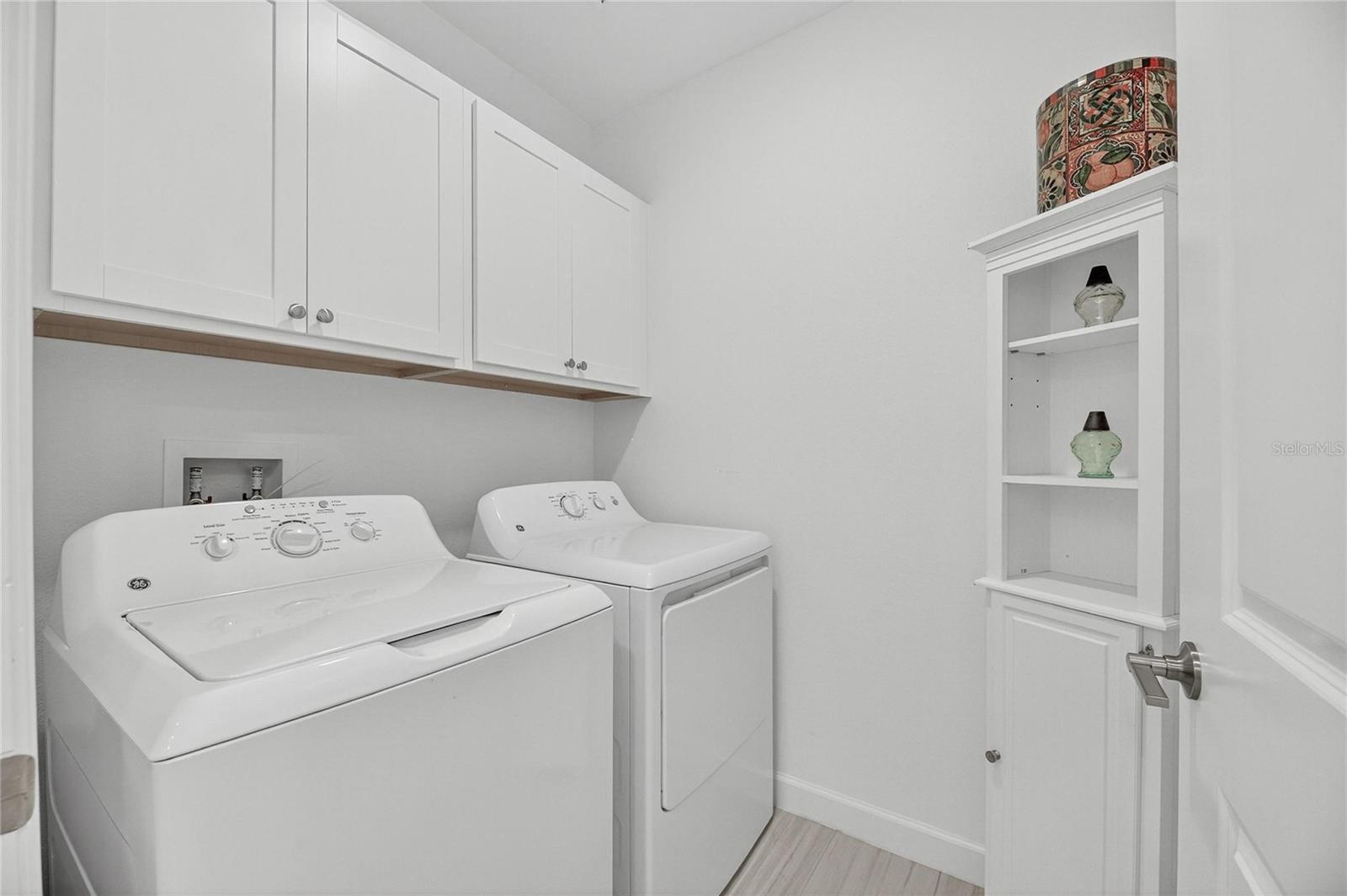 Listing photo id 22 for 17334 Holly Well Avenue