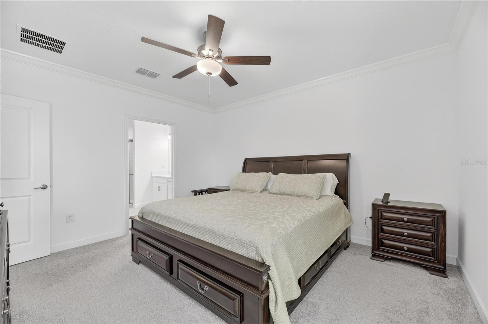 Listing photo id 28 for 17334 Holly Well Avenue
