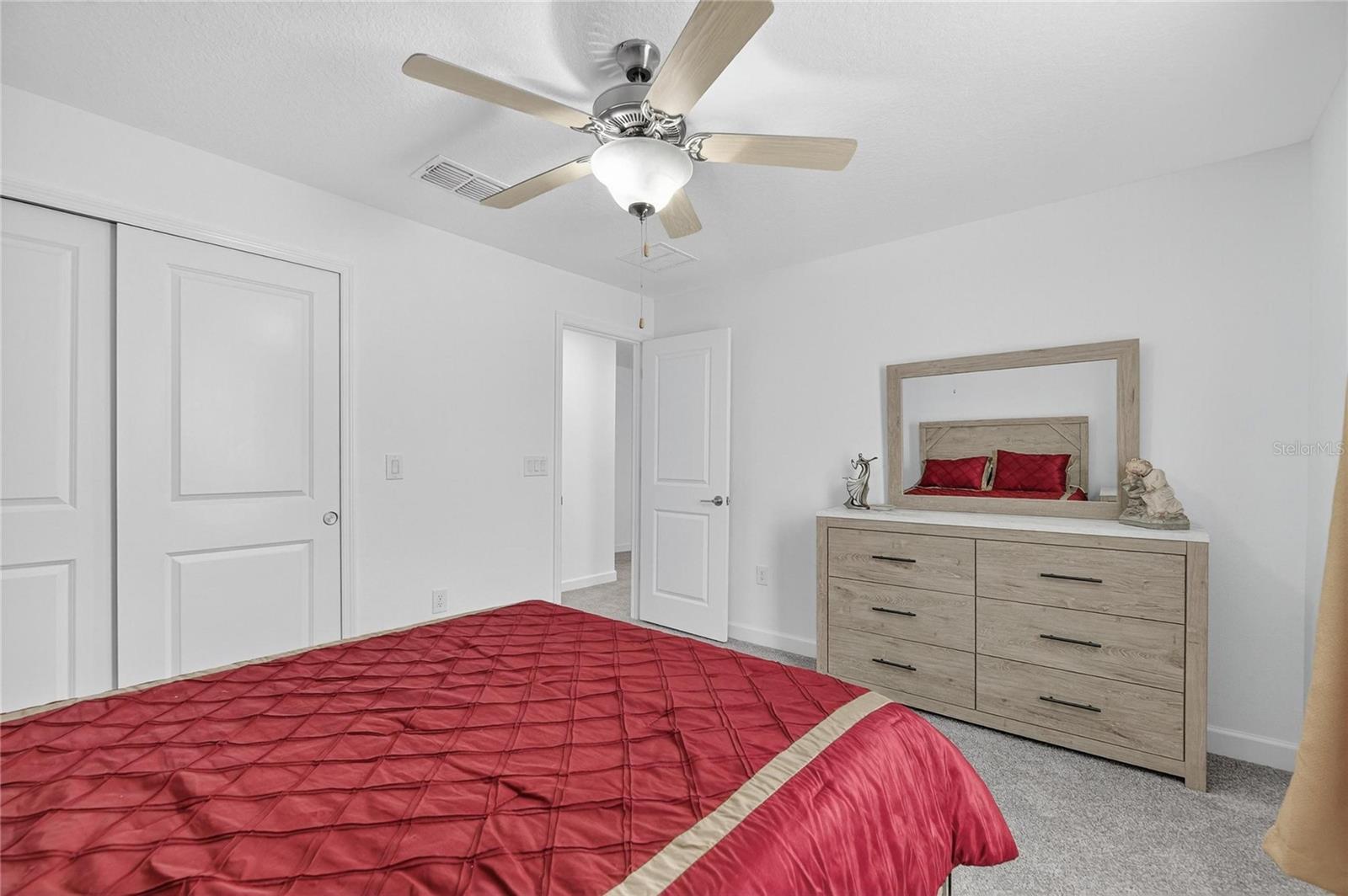 Listing photo id 44 for 17334 Holly Well Avenue