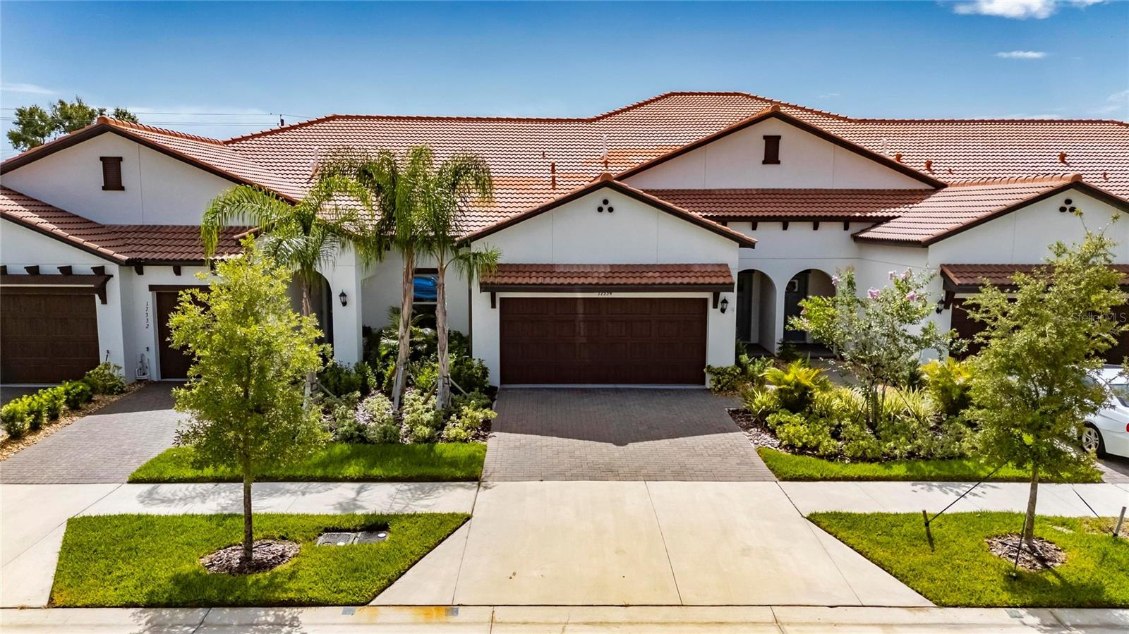 Listing photo id 58 for 17334 Holly Well Avenue