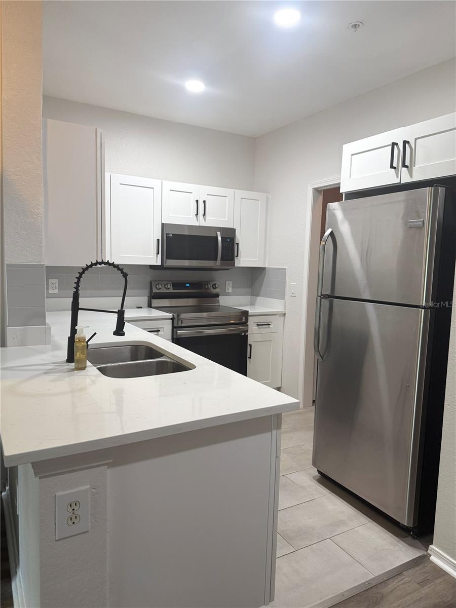 Image 7 of 27 For 13225 Sanctuary Cove Drive 304