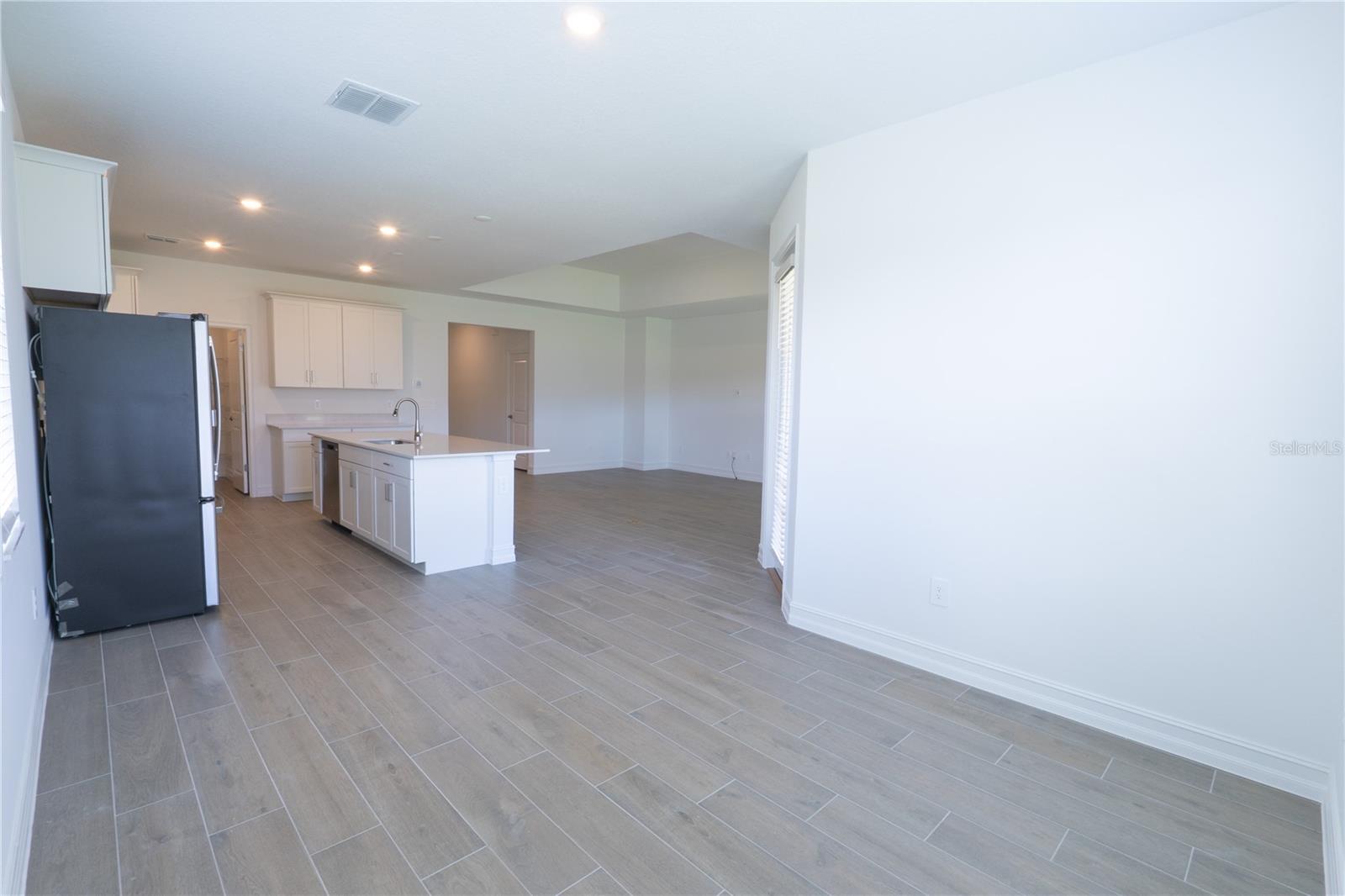 Listing photo id 18 for 18473 Serene Lake Loop