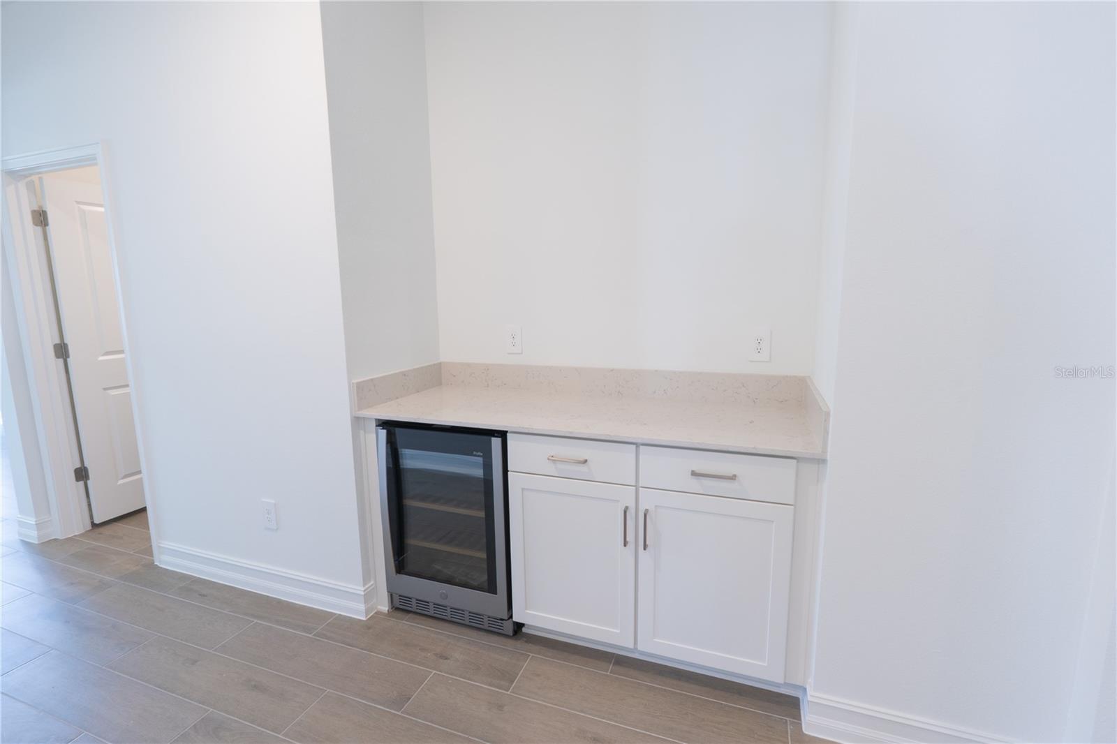 Listing photo id 6 for 18473 Serene Lake Loop