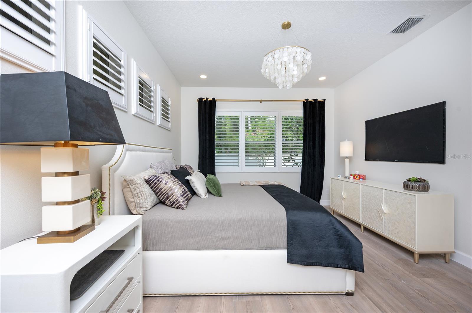 Image 7 of 15 For 14608 Mirasol Manor Court