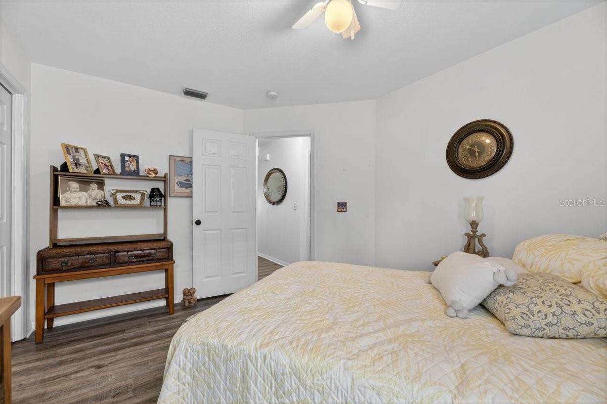 Image 19 of 61 For 1725 Kirtley Drive