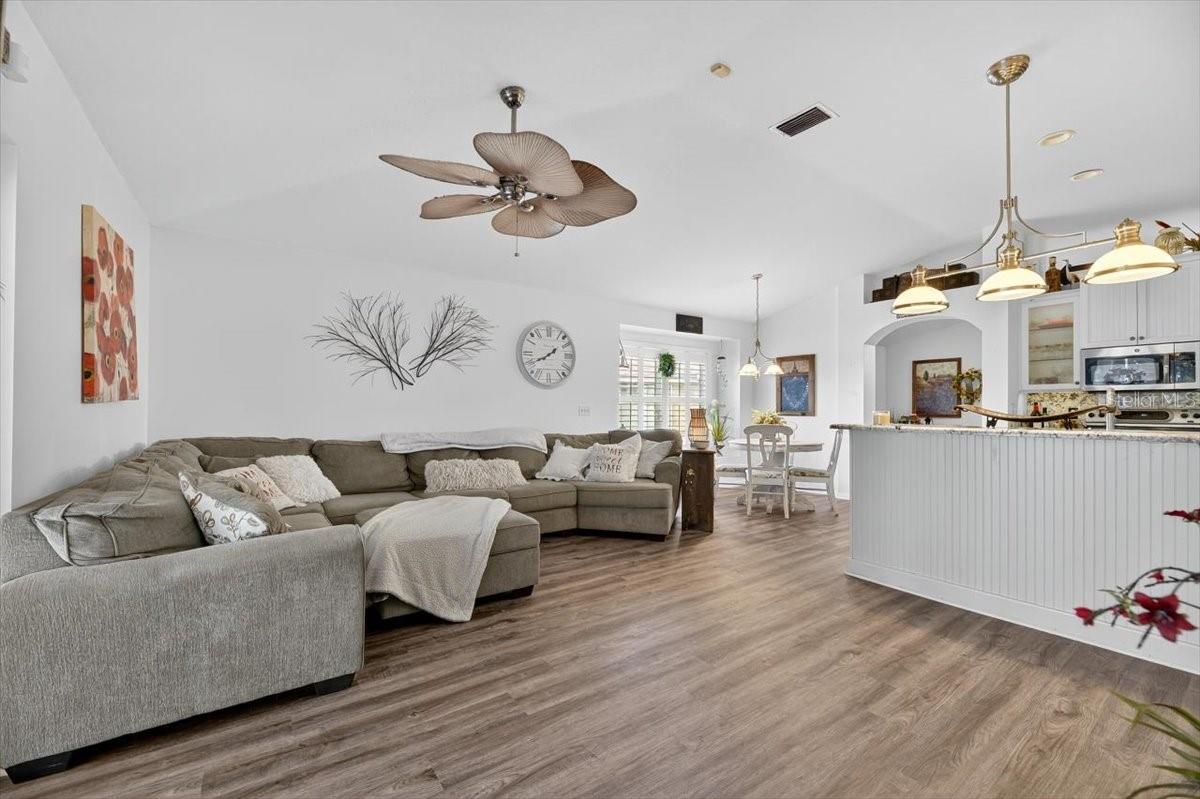 Image 40 of 61 For 1725 Kirtley Drive