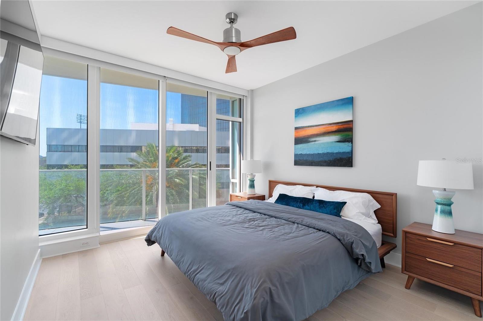Image 10 of 42 For 175 1st Street S 406