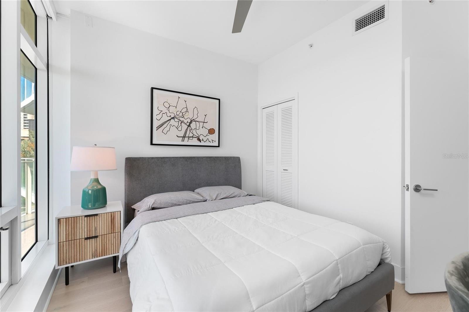 Image 17 of 42 For 175 1st Street S 406