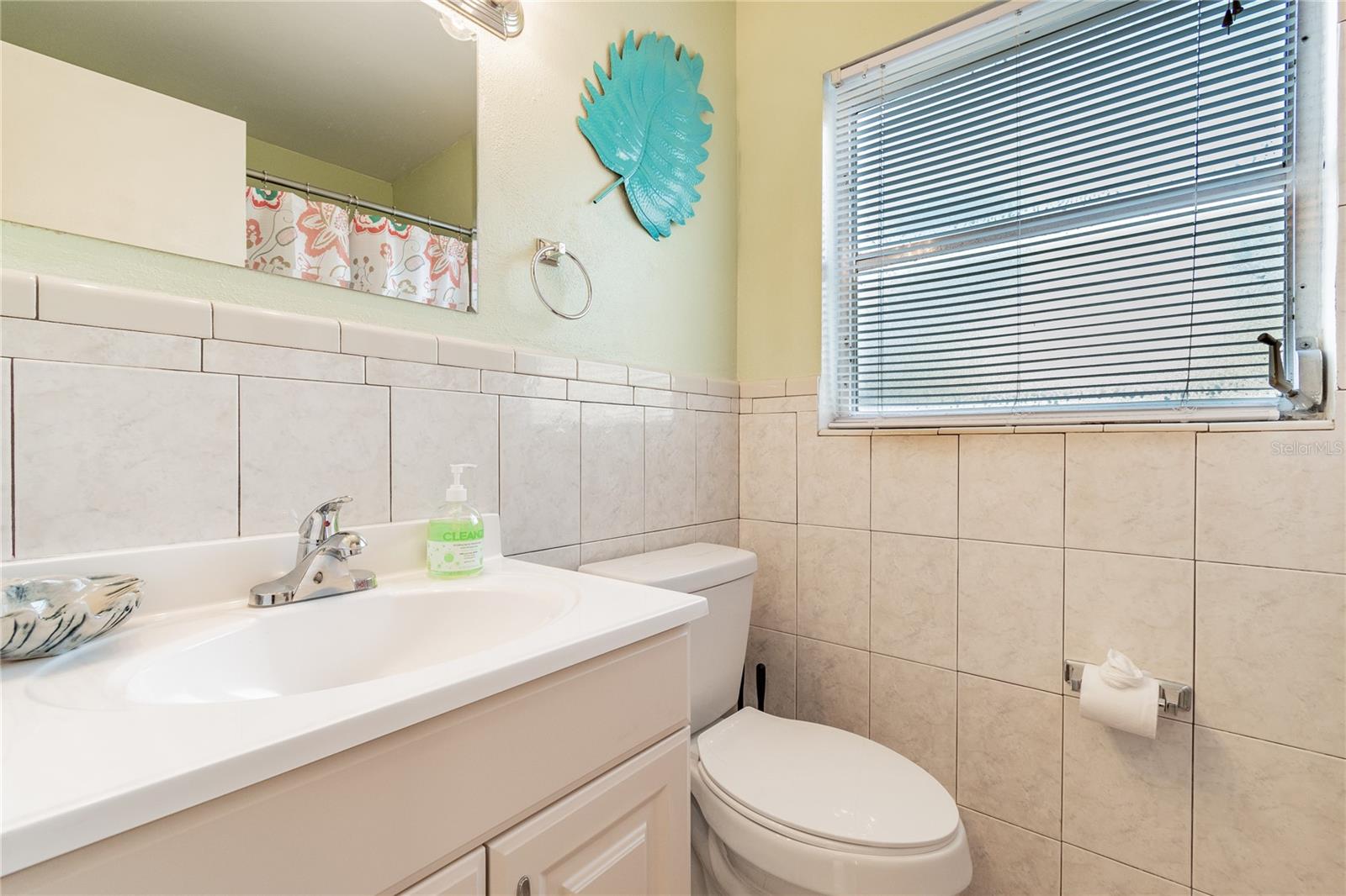 Image 4 of 28 For 4533 27th Avenue S