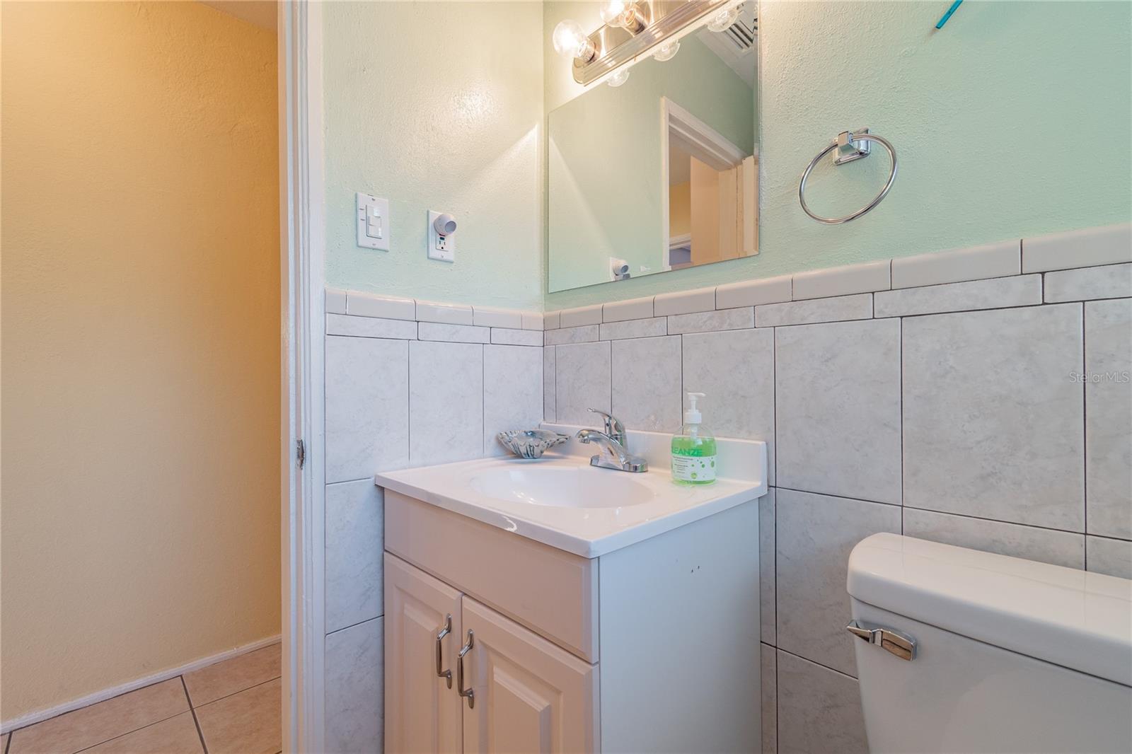 Image 5 of 28 For 4533 27th Avenue S
