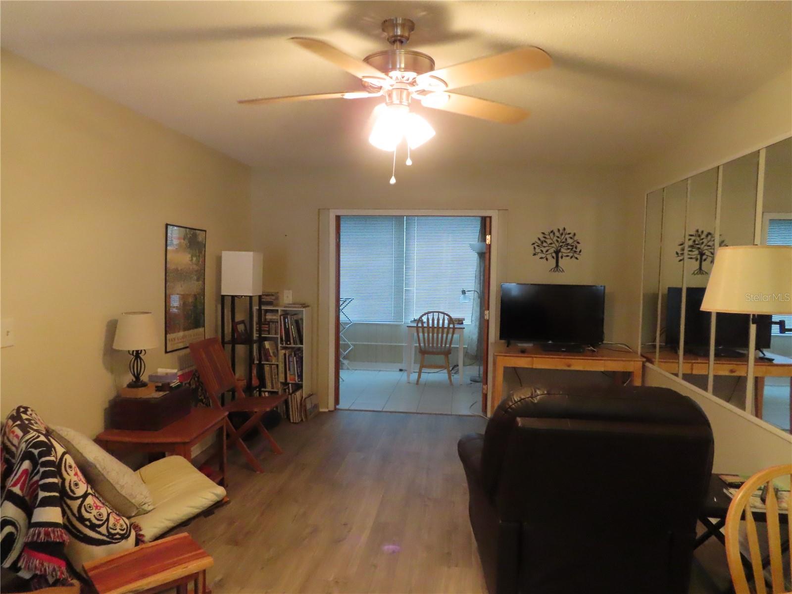 Image 6 of 16 For 300 Clyde Lane 207
