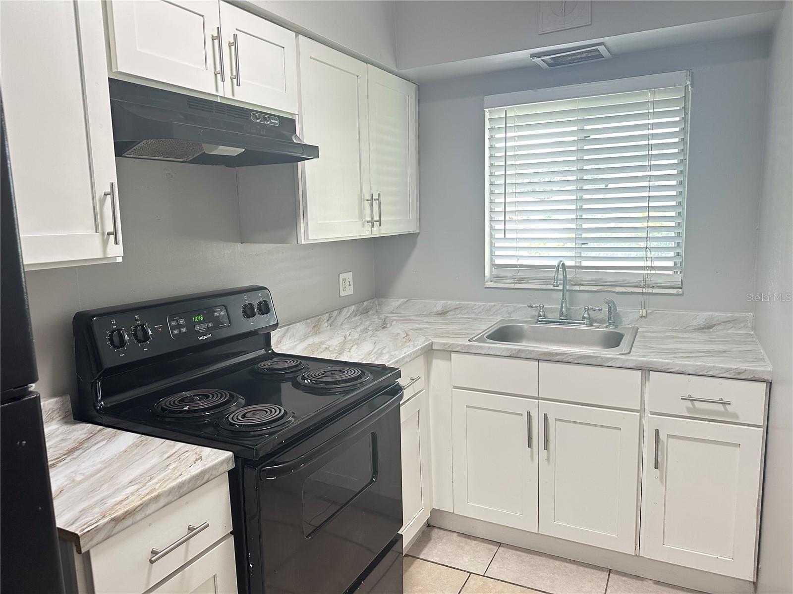 Image 4 of 18 For 2800 4th Street S 14