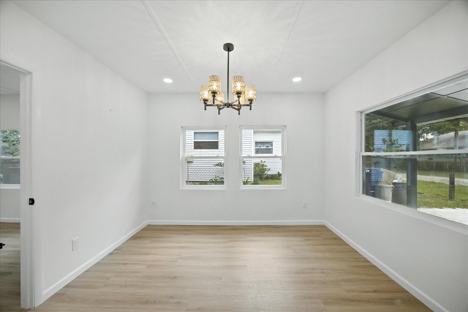 Image 14 of 44 For 1009 Crawford Street