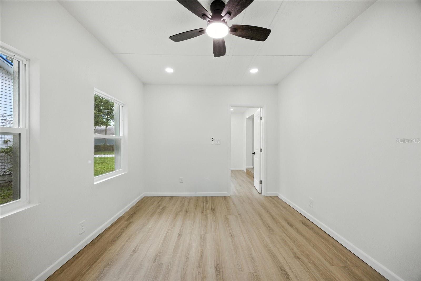 Image 17 of 44 For 1009 Crawford Street