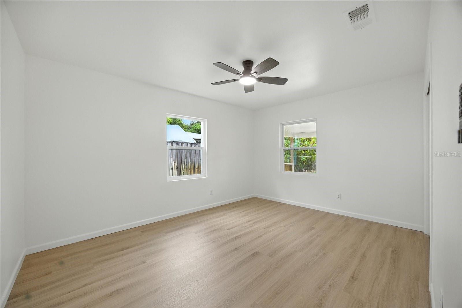 Image 22 of 44 For 1009 Crawford Street