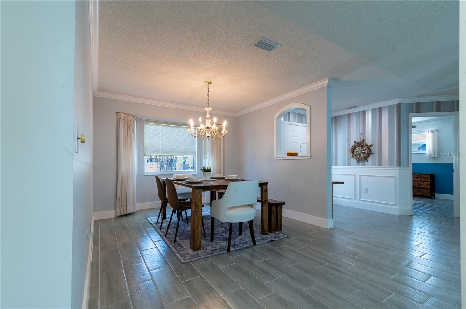Image 19 of 53 For 6908 Arbor Oaks Circle