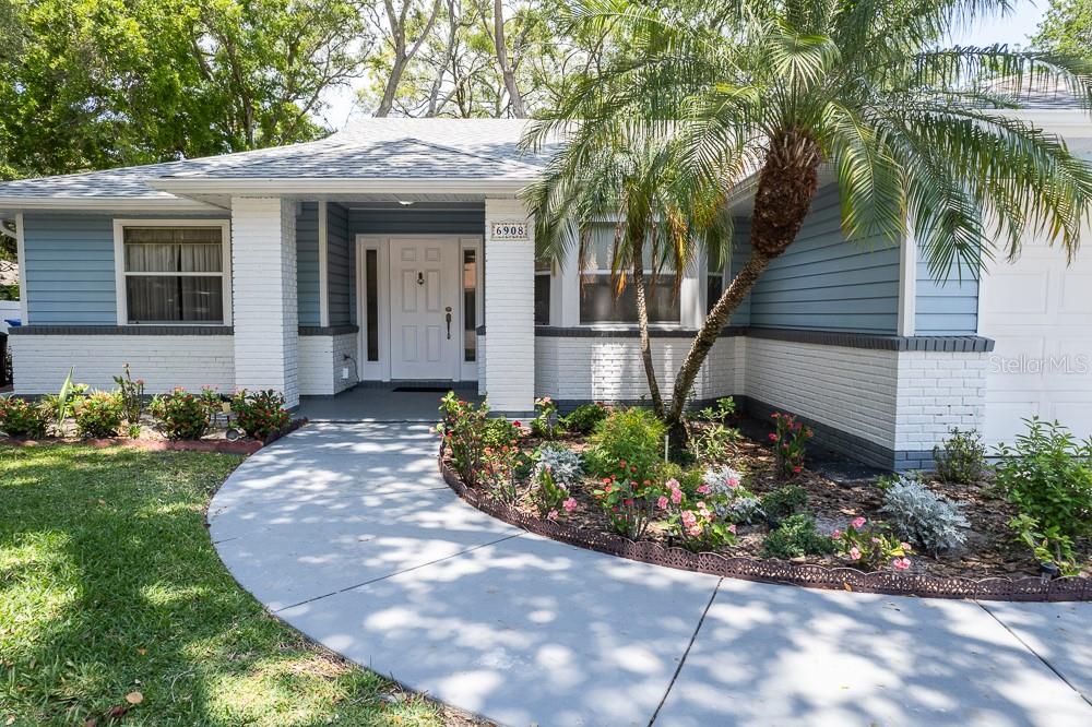 Image 3 of 53 For 6908 Arbor Oaks Circle