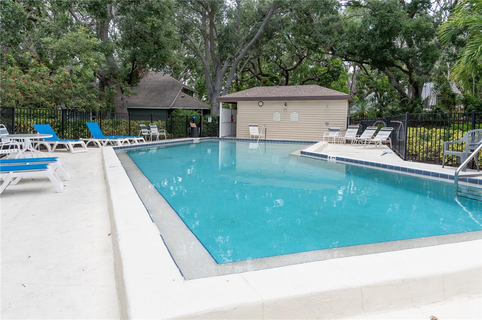 Image 49 of 53 For 6908 Arbor Oaks Circle