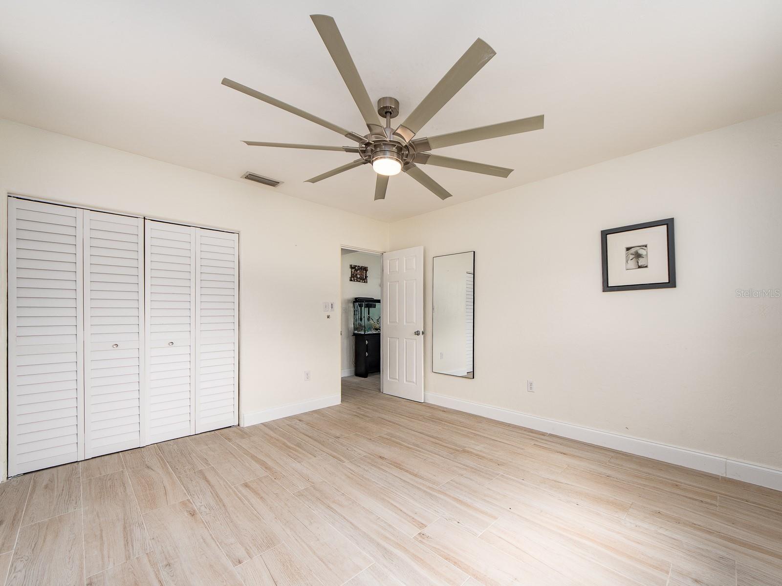 Image 34 of 44 For 10935 105th Avenue