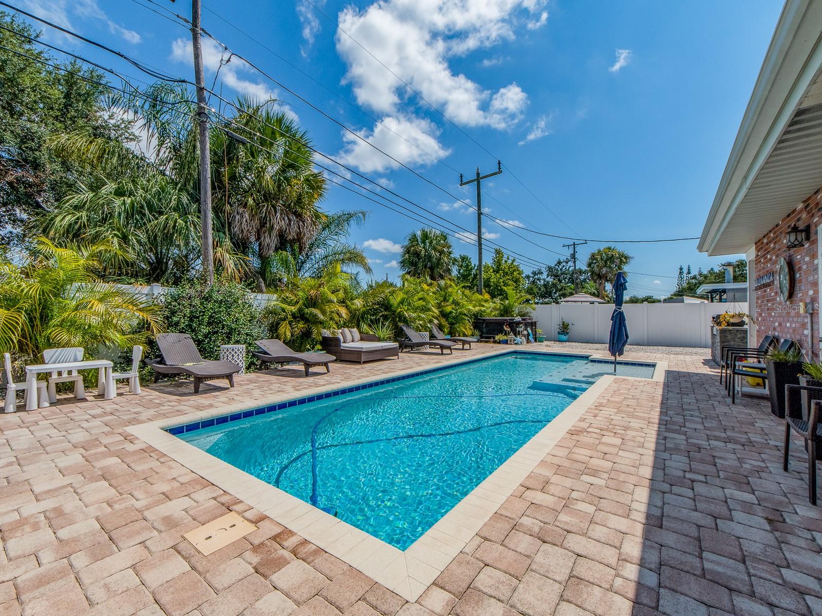Image 41 of 44 For 10935 105th Avenue