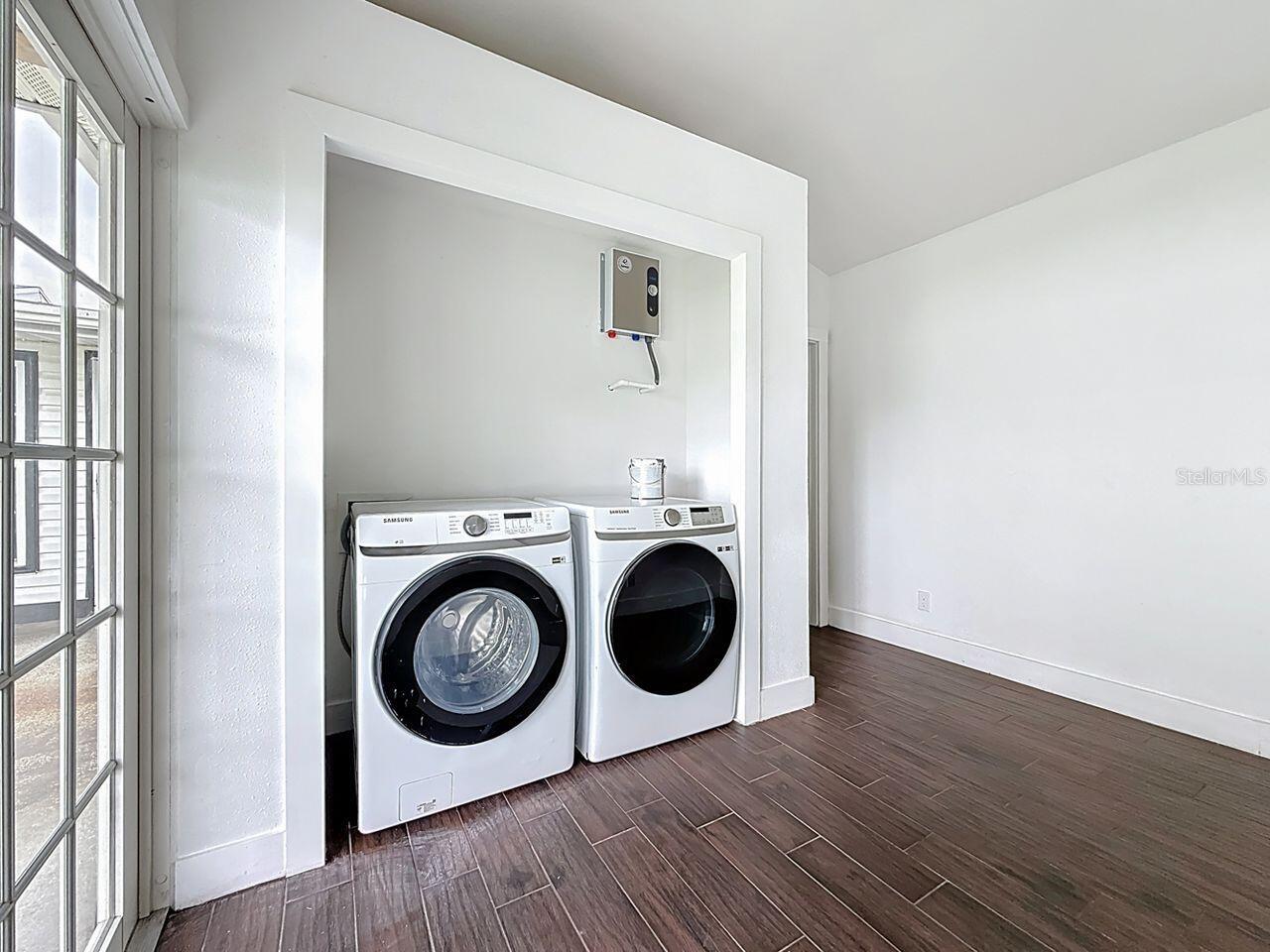 Image 31 of 39 For 2122 52nd Avenue N