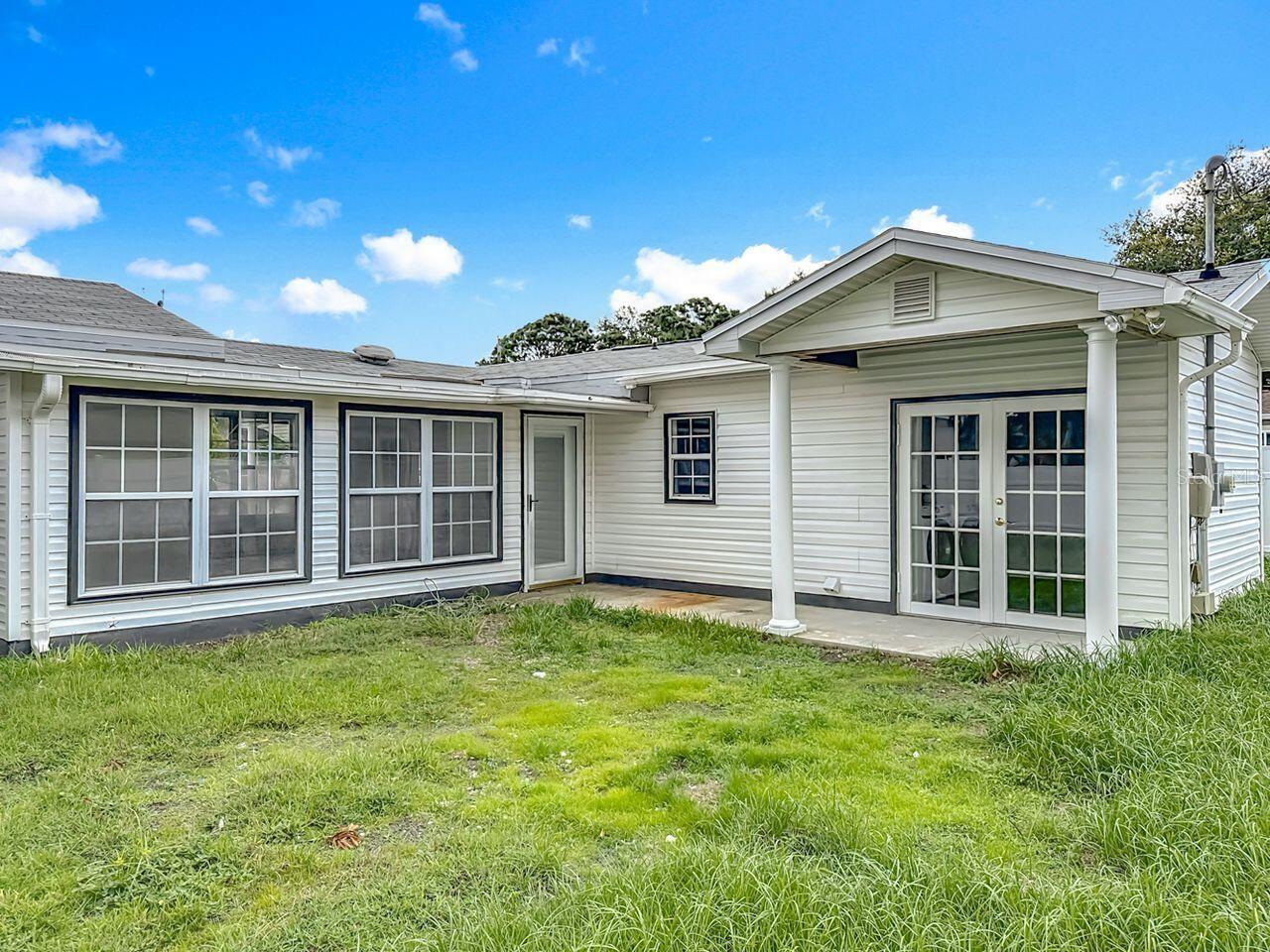 Image 34 of 39 For 2122 52nd Avenue N