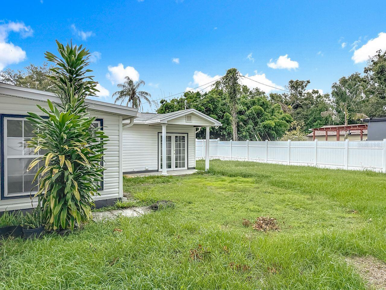 Image 35 of 39 For 2122 52nd Avenue N