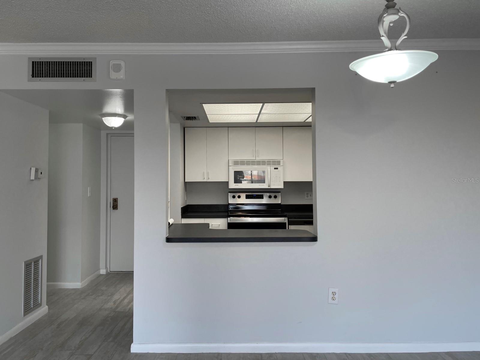 Image 11 of 21 For 4900 Brittany Drive S 509