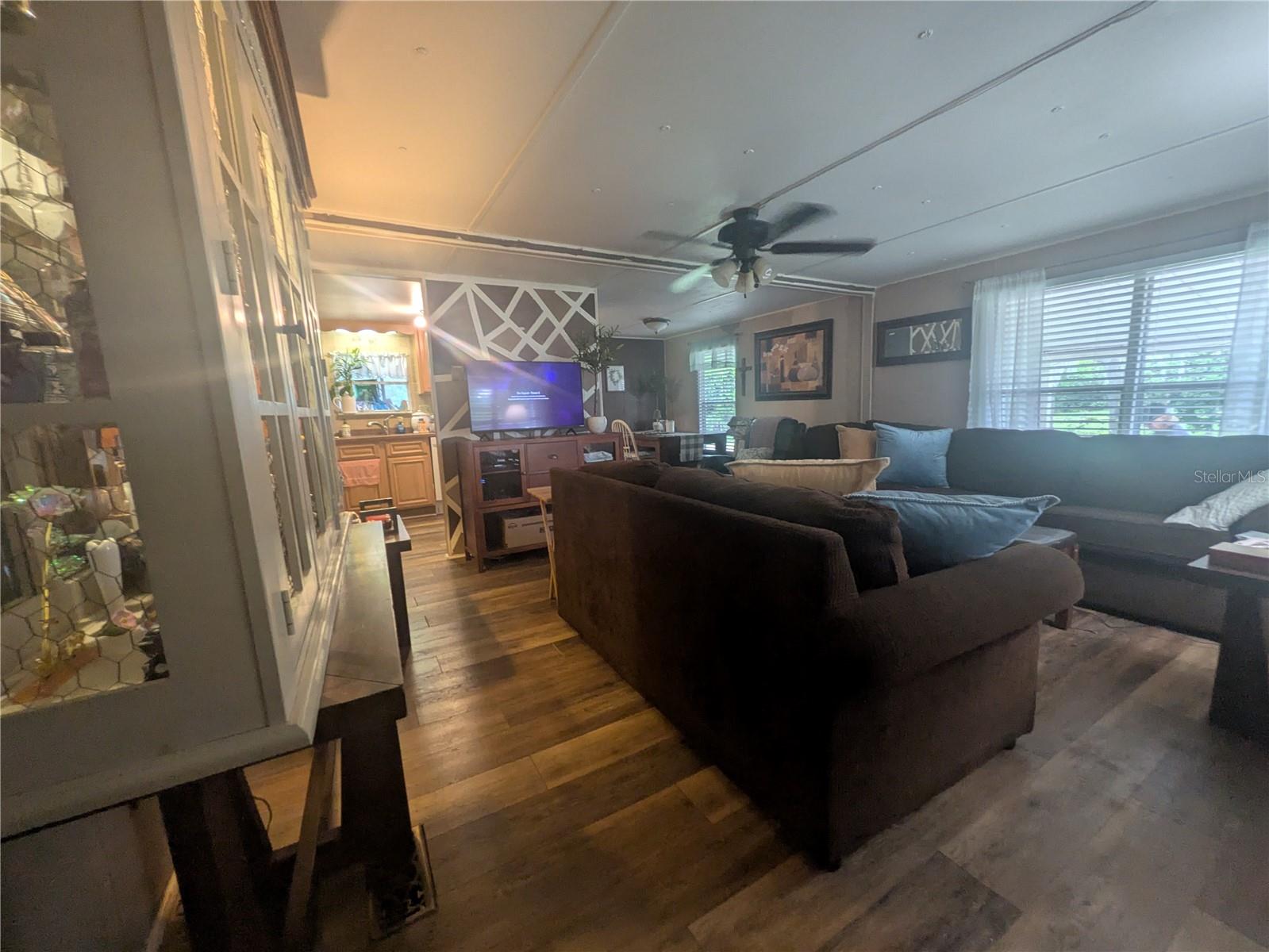 Image 5 of 30 For 9722 Ray Street