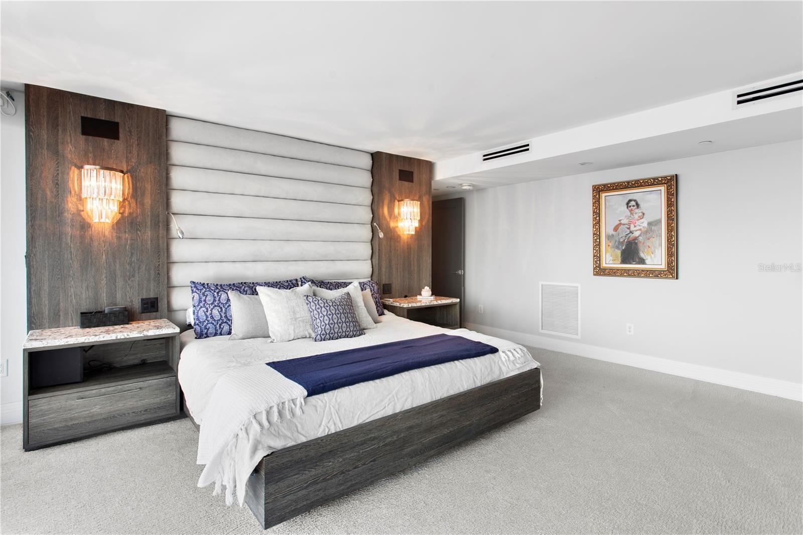 Image 20 of 79 For 3301 Bayshore Boulevard 2207b