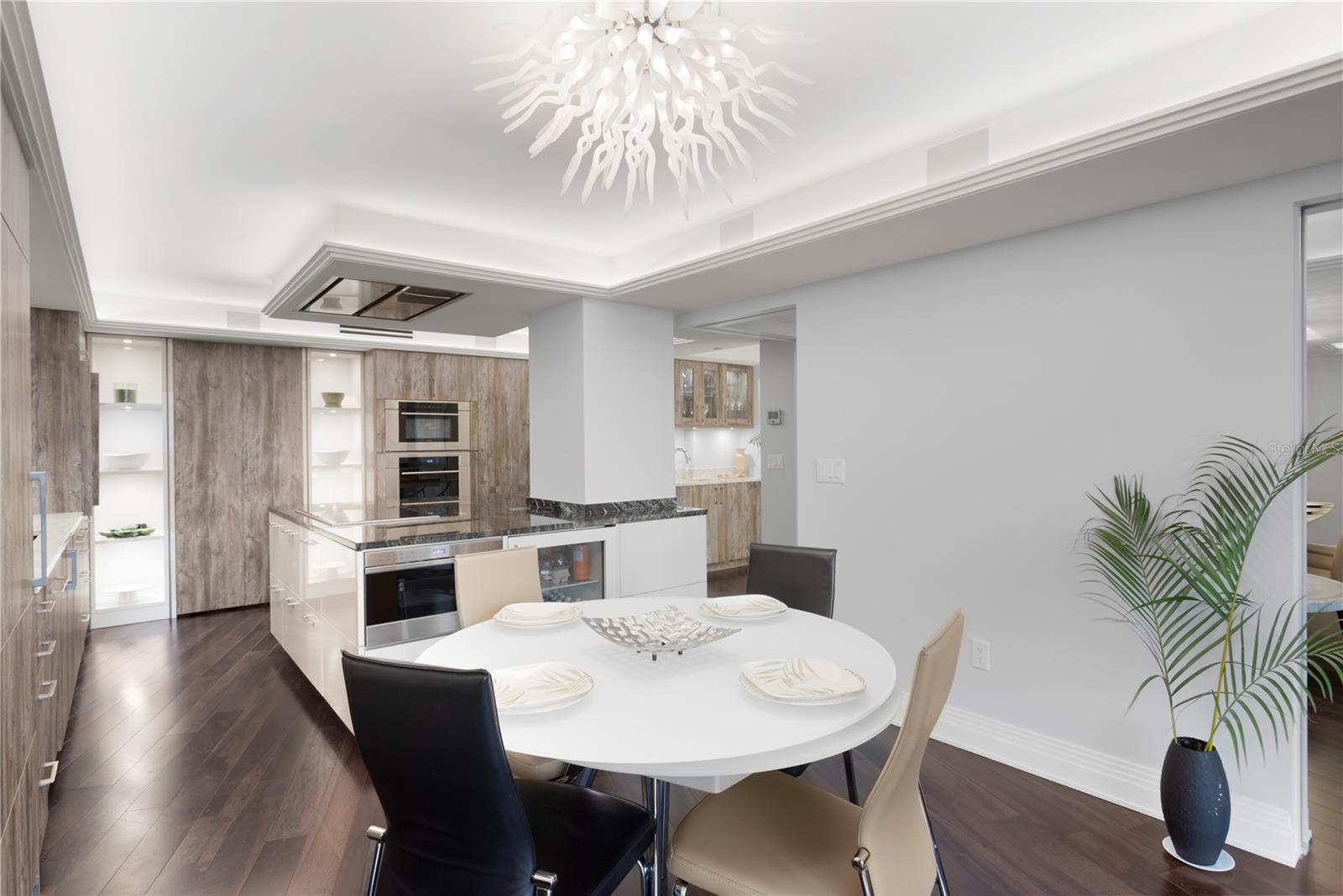 Image 34 of 79 For 3301 Bayshore Boulevard 2207b