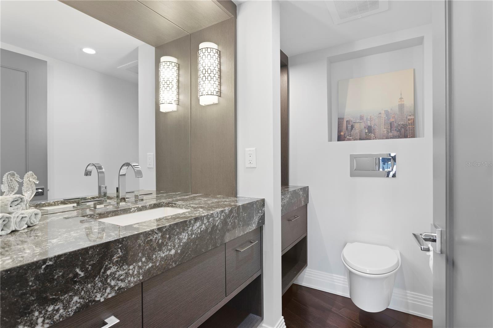 Image 60 of 79 For 3301 Bayshore Boulevard 2207b