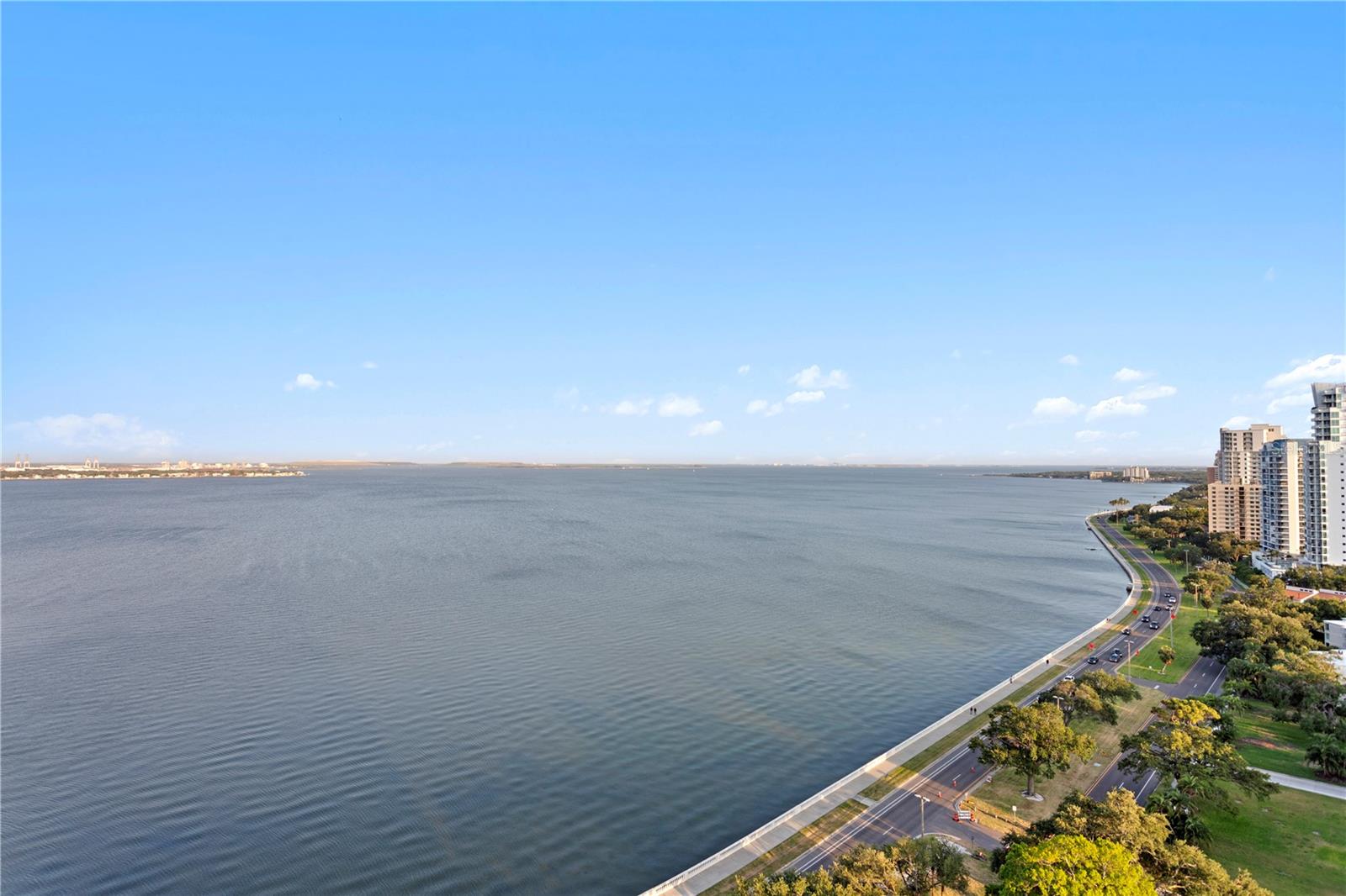 Image 7 of 79 For 3301 Bayshore Boulevard 2207b