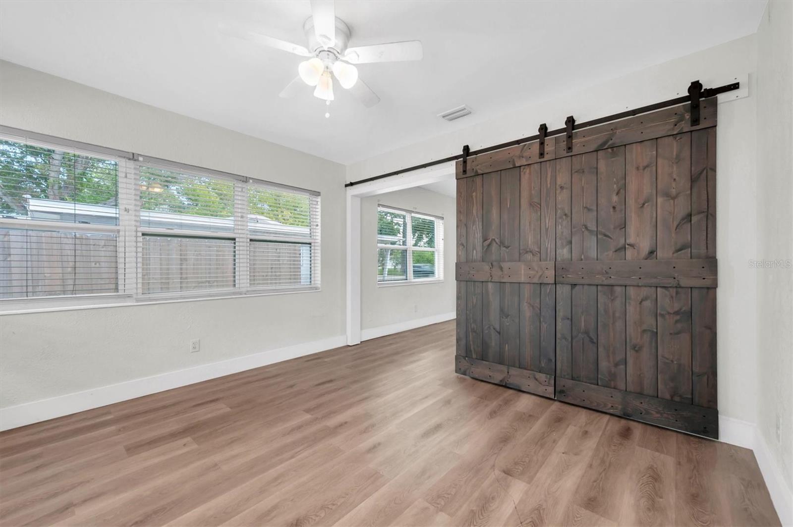 Image 15 of 25 For 5442 9th Avenue N