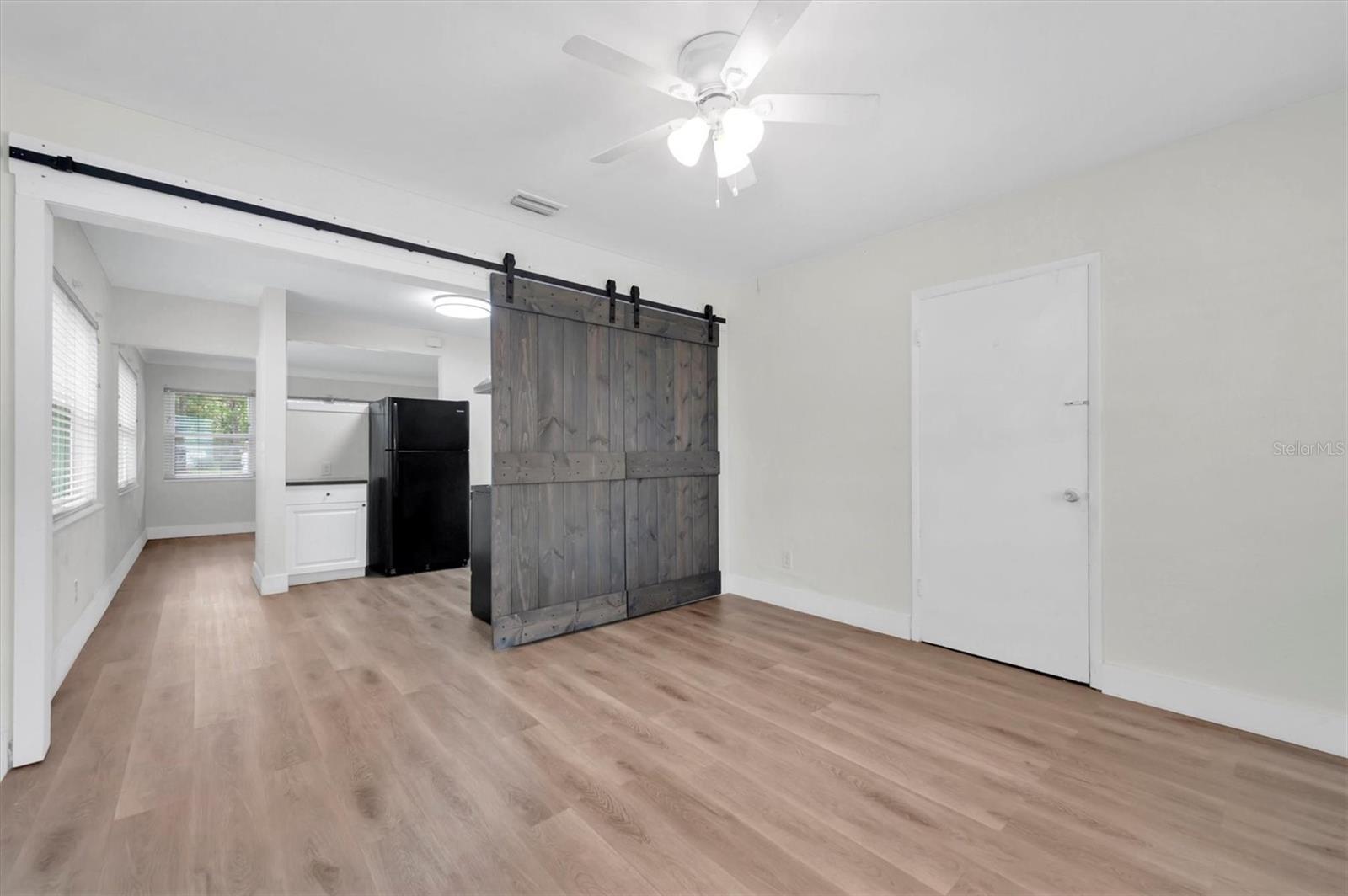 Image 16 of 25 For 5442 9th Avenue N