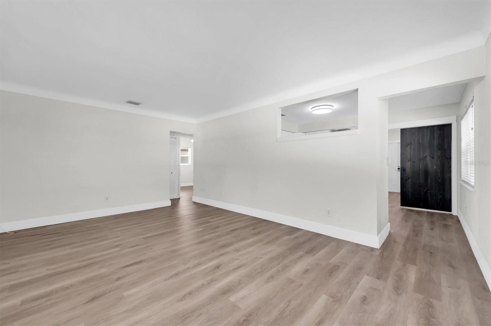Image 22 of 25 For 5442 9th Avenue N