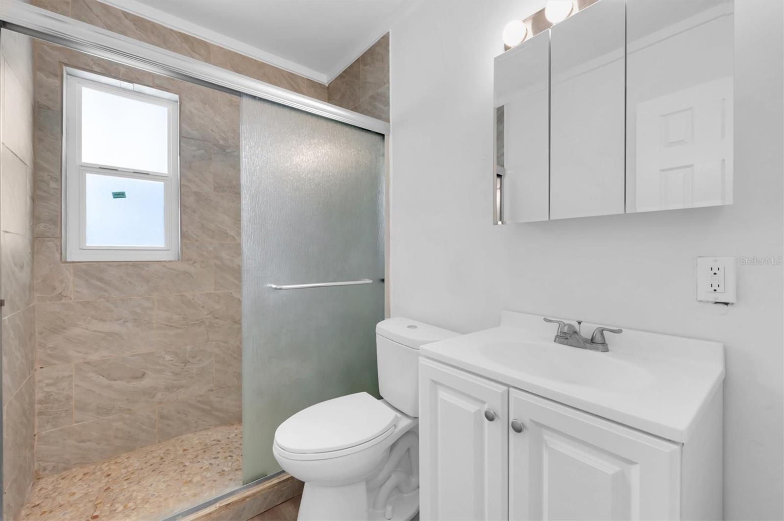 Image 8 of 25 For 5442 9th Avenue N