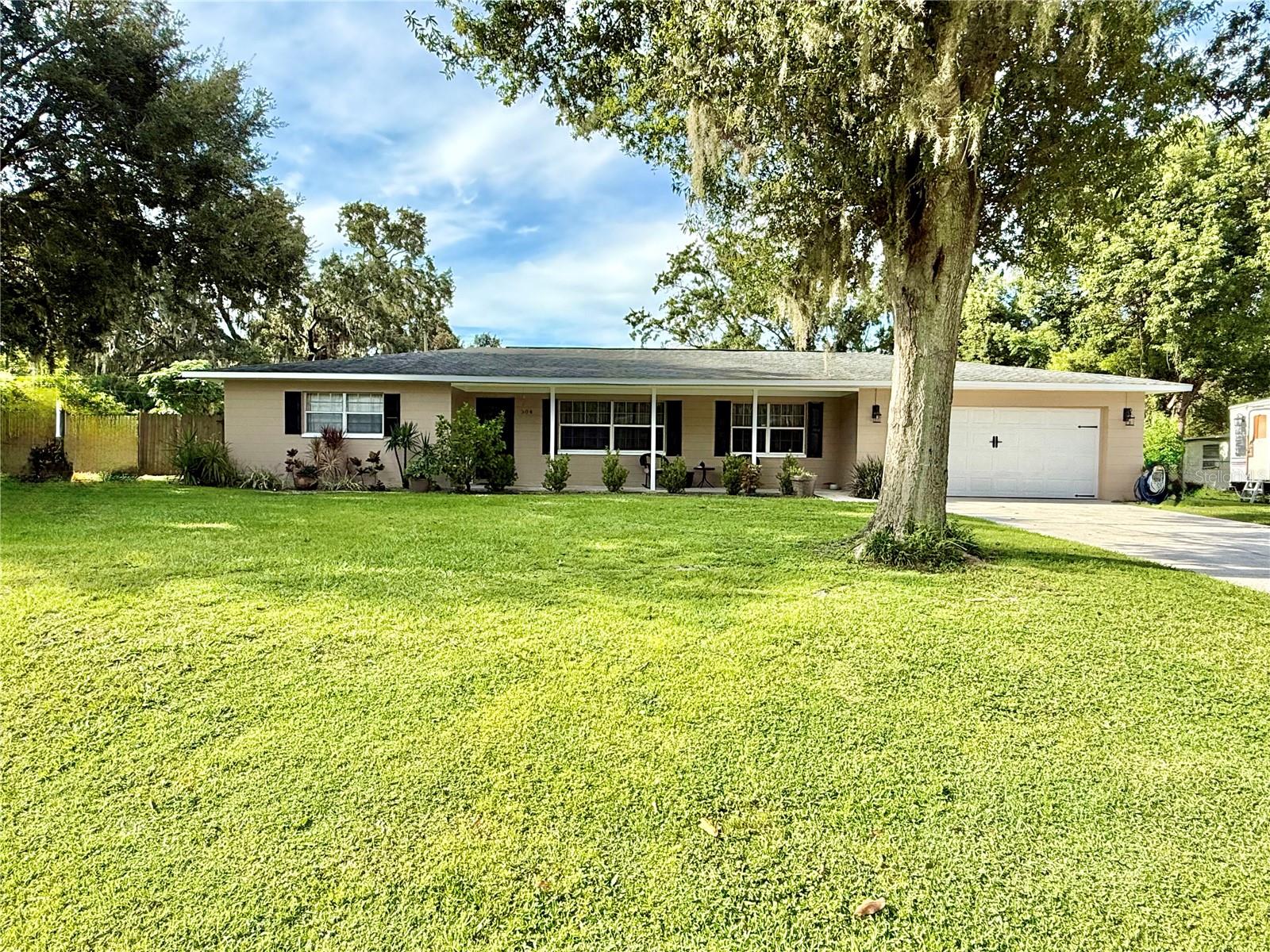 Details for 304 Bluebird Avenue, LAKELAND, FL 33809