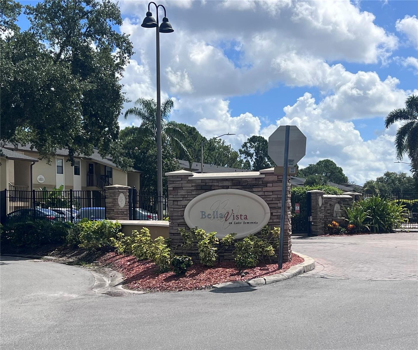 Image 2 of 24 For 10177 Sailwinds Boulevard S 202