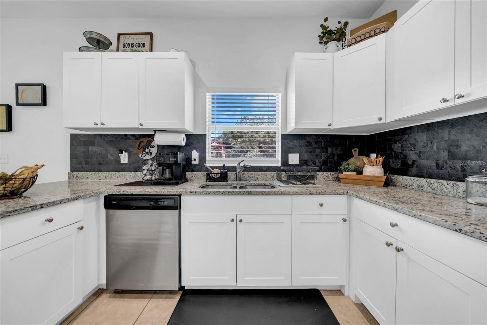 Image 25 of 61 For 2605 Holly Bluff Court